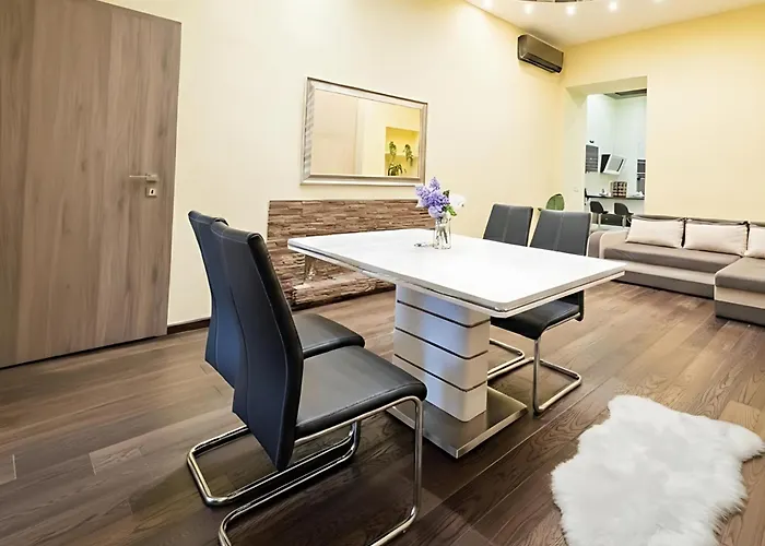 Appartement Beat Lux-top Center-walk To Major Attractions